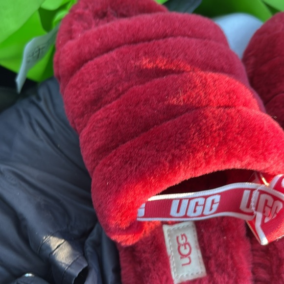 UGG slippers - Picture 2 of 2